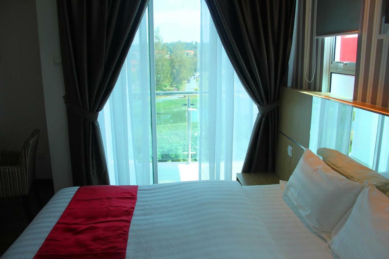 906 Premier Hotel Malacca Exterior photo